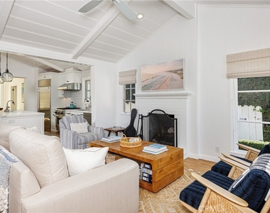 581 Brooks - Photo Thumbnail 5