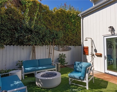 581 Brooks - Photo Thumbnail 18