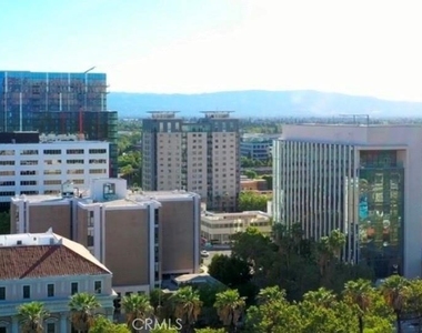 175 W Saint James Street - Photo Thumbnail 20