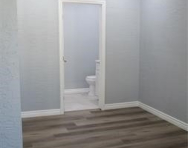47160 Elisabeth Drive - Photo Thumbnail 18