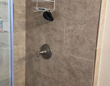 6926 Chambers Dr - Photo Thumbnail 7
