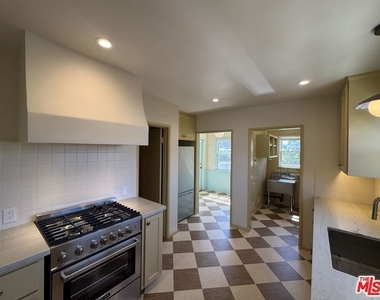 11188 Ophir Drive - Photo Thumbnail 14