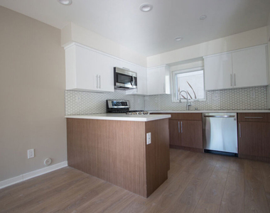 4922 Laurel Canyon Boulevard - Photo Thumbnail 7