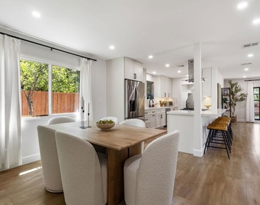 24022 Vanowen Street - Photo Thumbnail 8