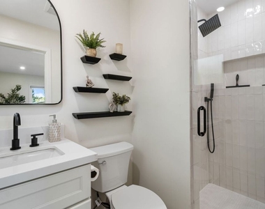 24022 Vanowen Street - Photo Thumbnail 11
