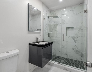 517 E 97th Street - Photo Thumbnail 12