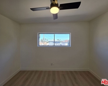1185 W 22nd Street - Photo Thumbnail 51
