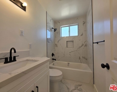 1185 W 22nd Street - Photo Thumbnail 19