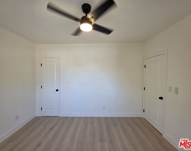 1185 W 22nd Street - Photo Thumbnail 42