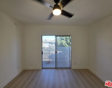 1185 W 22nd Street - Photo Thumbnail 46