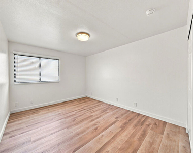 435 S Virgil Avenue - Photo Thumbnail 15