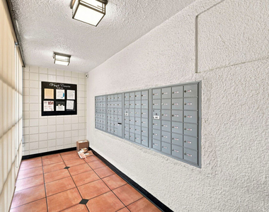 435 S Virgil Avenue - Photo Thumbnail 22