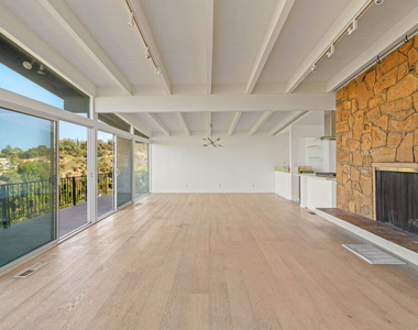 3844 Bobstone Drive - Photo Thumbnail 2