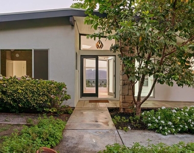 3844 Bobstone Drive - Photo Thumbnail 31