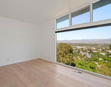 3844 Bobstone Drive - Photo Thumbnail 11