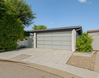3844 Bobstone Drive - Photo Thumbnail 32