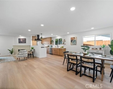 24155 Kittridge Street - Photo Thumbnail 2