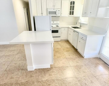 73427 Santa Rosa Way - Photo Thumbnail 6
