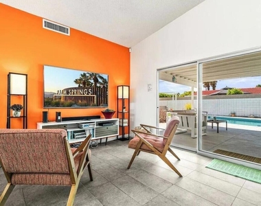 2305 E Bellamy Road - Photo Thumbnail 11