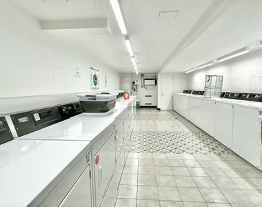 222 West 14th Street - Photo Thumbnail 15