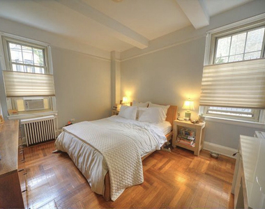 Lincoln Place - Photo Thumbnail 1