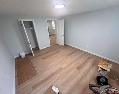 401 S 7th Avenue - Photo Thumbnail 8