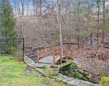 99 New Sprain Road - Photo Thumbnail 26