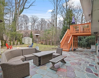99 New Sprain Road - Photo Thumbnail 25