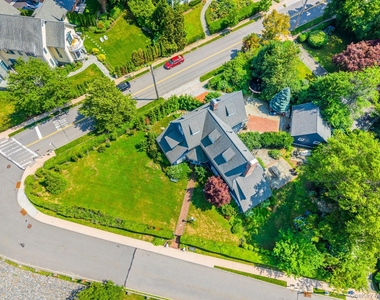 11-20 Shore Road - Photo Thumbnail 2