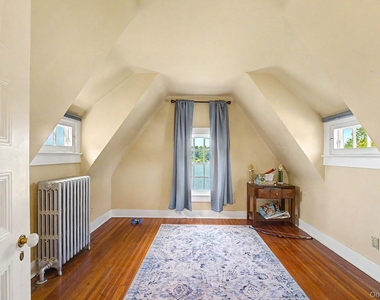 11-20 Shore Road - Photo Thumbnail 36