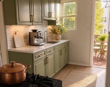 228 Roberts Avenue - Photo Thumbnail 5