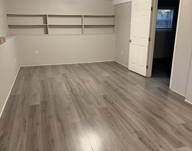 10 Carriage Way - Photo Thumbnail 19