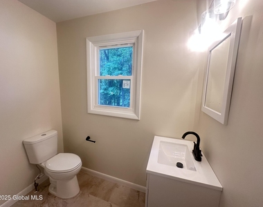8 N Hill Drive - Photo Thumbnail 29