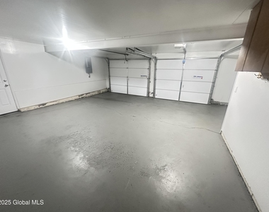 8 N Hill Drive - Photo Thumbnail 30