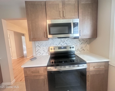 8 N Hill Drive - Photo Thumbnail 22
