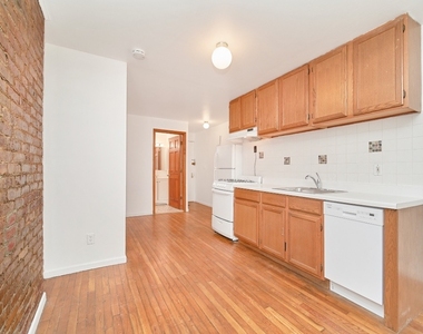 341 E 85th Street - Photo Thumbnail 2