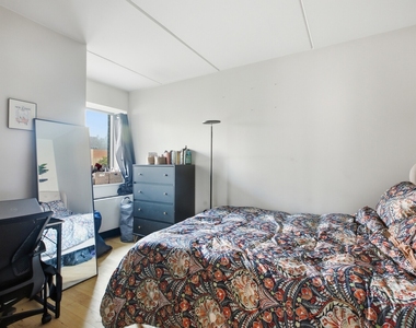 1810 3rd Avenue - Photo Thumbnail 7