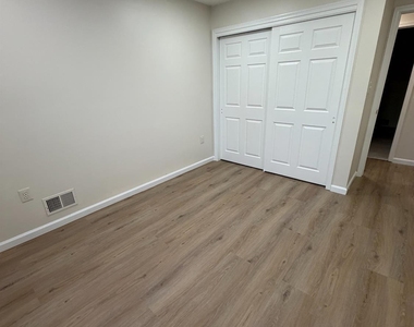32 Columbus Drive - Photo Thumbnail 17