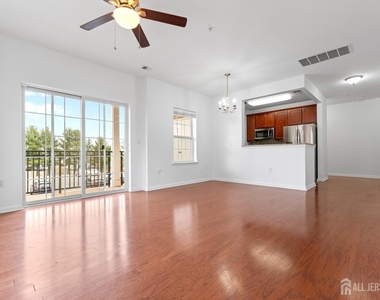 427 Micali Way - Photo Thumbnail 29