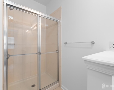 427 Micali Way - Photo Thumbnail 21