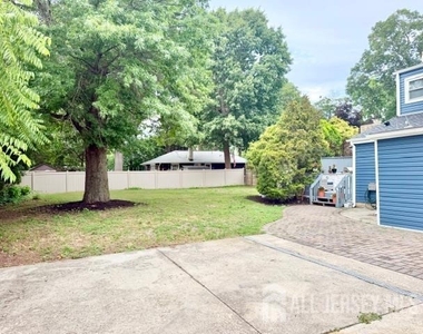 27 Brookside Road - Photo Thumbnail 59