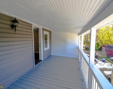 427 Highland Avenue - Photo Thumbnail 13