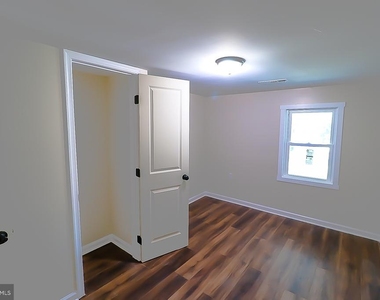 427 Highland Avenue - Photo Thumbnail 10