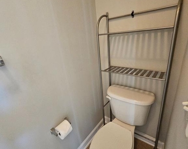 710 Redgate Lane - Photo Thumbnail 27