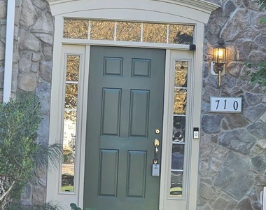 710 Redgate Lane - Photo Thumbnail 39