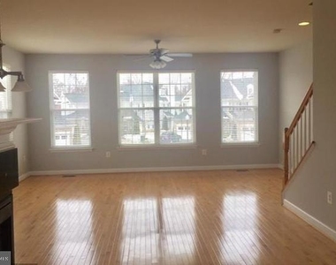 710 Redgate Lane - Photo Thumbnail 3