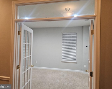 710 Redgate Lane - Photo Thumbnail 17