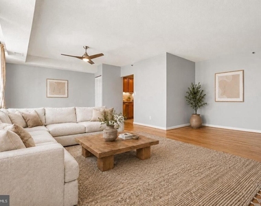 3713 S George Mason Drive - Photo Thumbnail 1