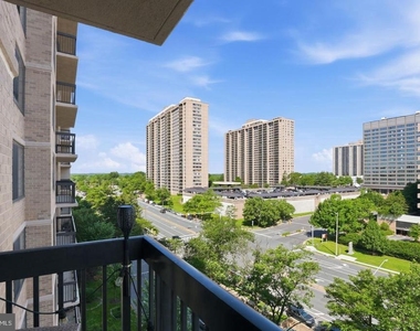 3713 S George Mason Drive - Photo Thumbnail 12