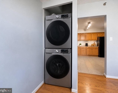 3713 S George Mason Drive - Photo Thumbnail 9